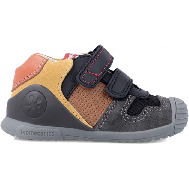 BIOMECANICS DOPPELHAFTENDE STREIFENSCHUHE 231124-A NEGRO BIOMECANICS DOPPELHAFTENDE STREIFENSCHUHE 231124-A NEGRO