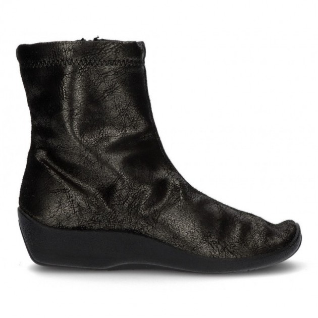 ARCOPEDICO ELASTIC ANKLE BOOTS W. BLACK ARCOPEDICO ELASTIC ANKLE BOOTS W. BLACK