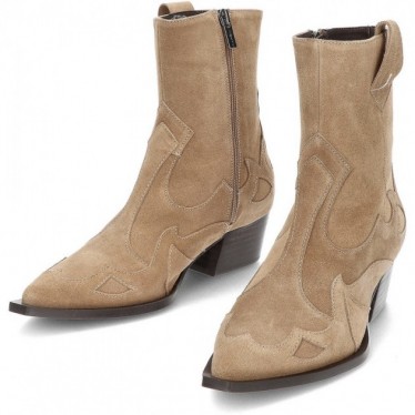 WINDY STIEFEL BETH 12910 CAMEL